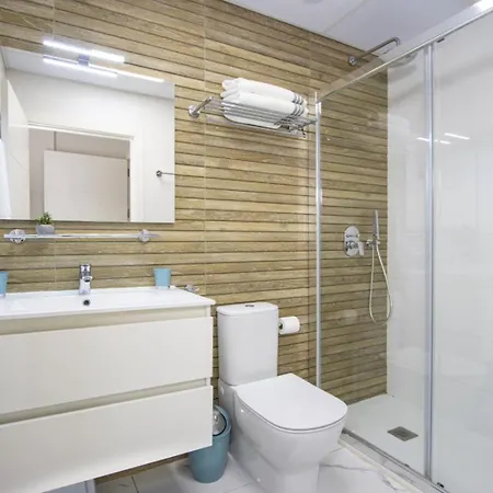 Alegria Edificio 7 * トレビエハ