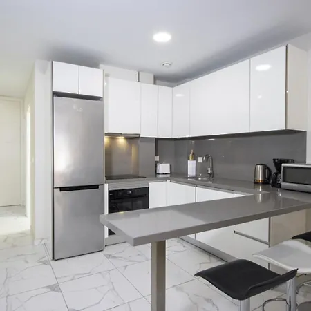 アパート Alegria Edificio 7 トレビエハ